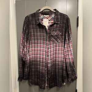 NWT bleached plaid button down shirt, Size L
